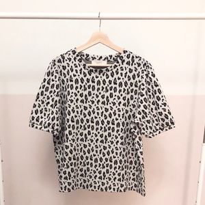 leopard print short sleeve sweater